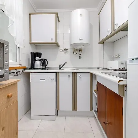 Penthouse Duplex-torrevieja, Close To The